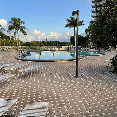 Beach Front Condo In Paradise Marco Island Extérieur photo
